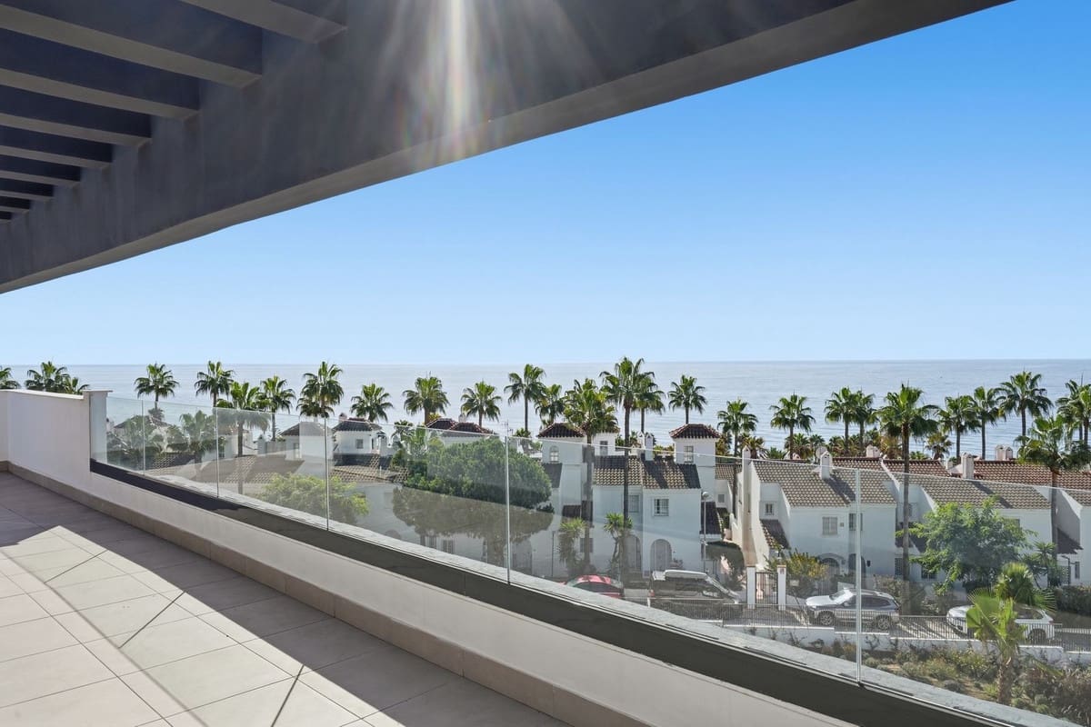 3 bedroom Penthouse for sale in El Chaparral with pool garage - € 749,000 (Ref: 10183748)