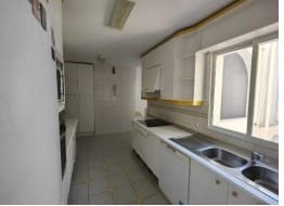4 soverom Penthouse til salgs i Malaga by med svømmebasseng garasje - € 1 125 000 (Ref: 9823834)
