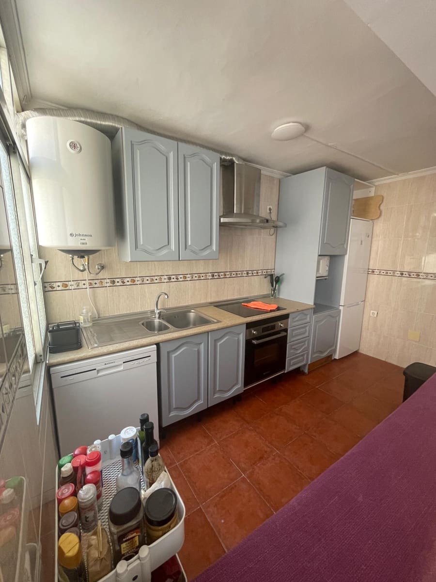 Apartamento de 3 habitaciones en Málaga ciudad en venta - 330.000 € (Ref: 9827727)
