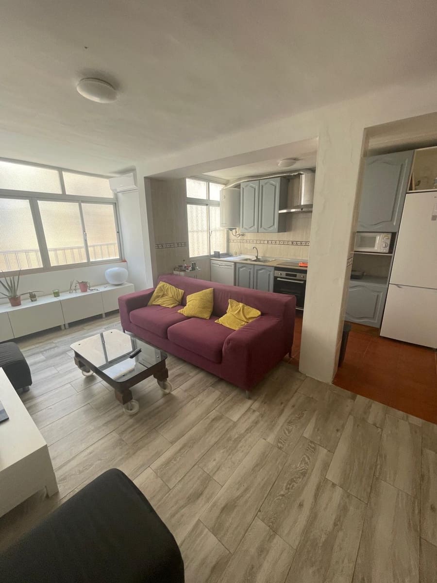 Apartamento de 3 habitaciones en Málaga ciudad en venta - 330.000 € (Ref: 9827727)