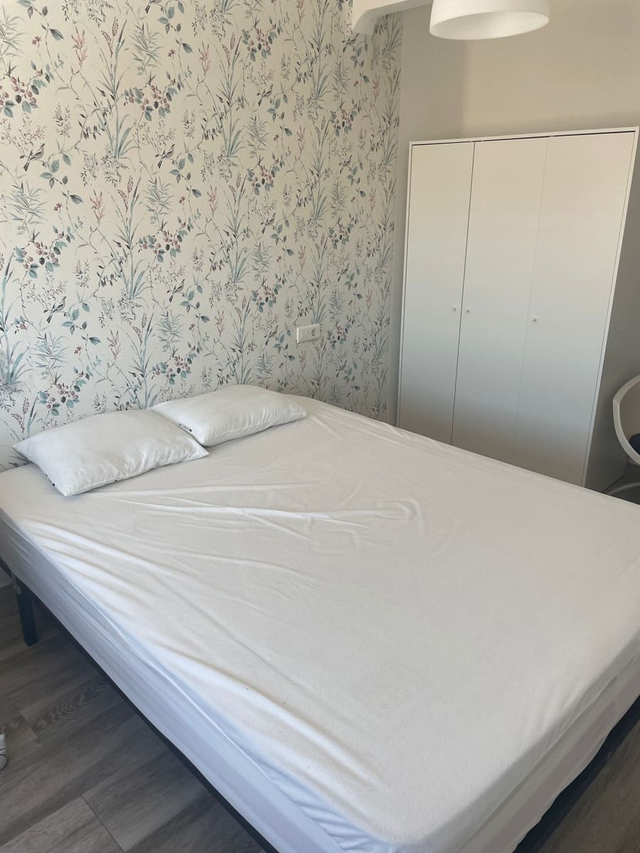 Apartamento de 3 habitaciones en Málaga ciudad en venta - 330.000 € (Ref: 9827727)