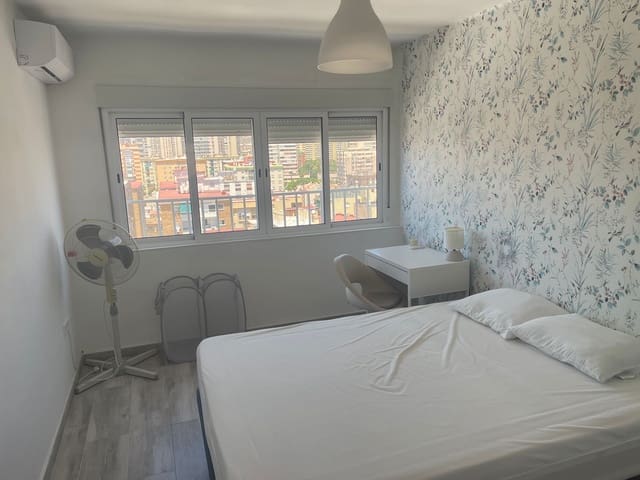 Apartamento de 3 habitaciones en La Union, Málaga ciudad en venta - 330.000 € (Ref: 9827727)