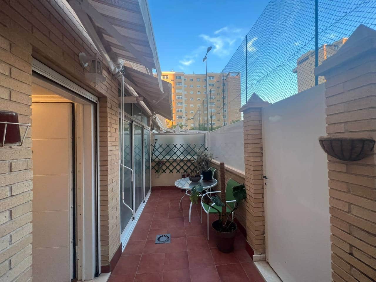 4 soveværelse Bungalow til salg i San Gabriel, Alicante by med