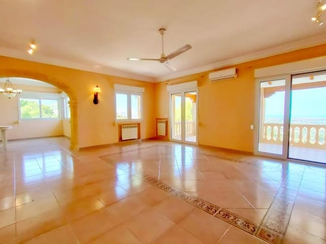 6 sypialnia Willa na sprzedaż w La Sella z garażem - 965 000 € (Ref: 7878586)