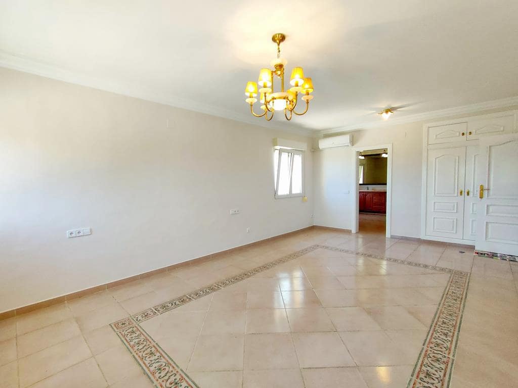 6 soveværelse Villa til salg i La Sella med garage - € 965.000 (Ref: 7878586)