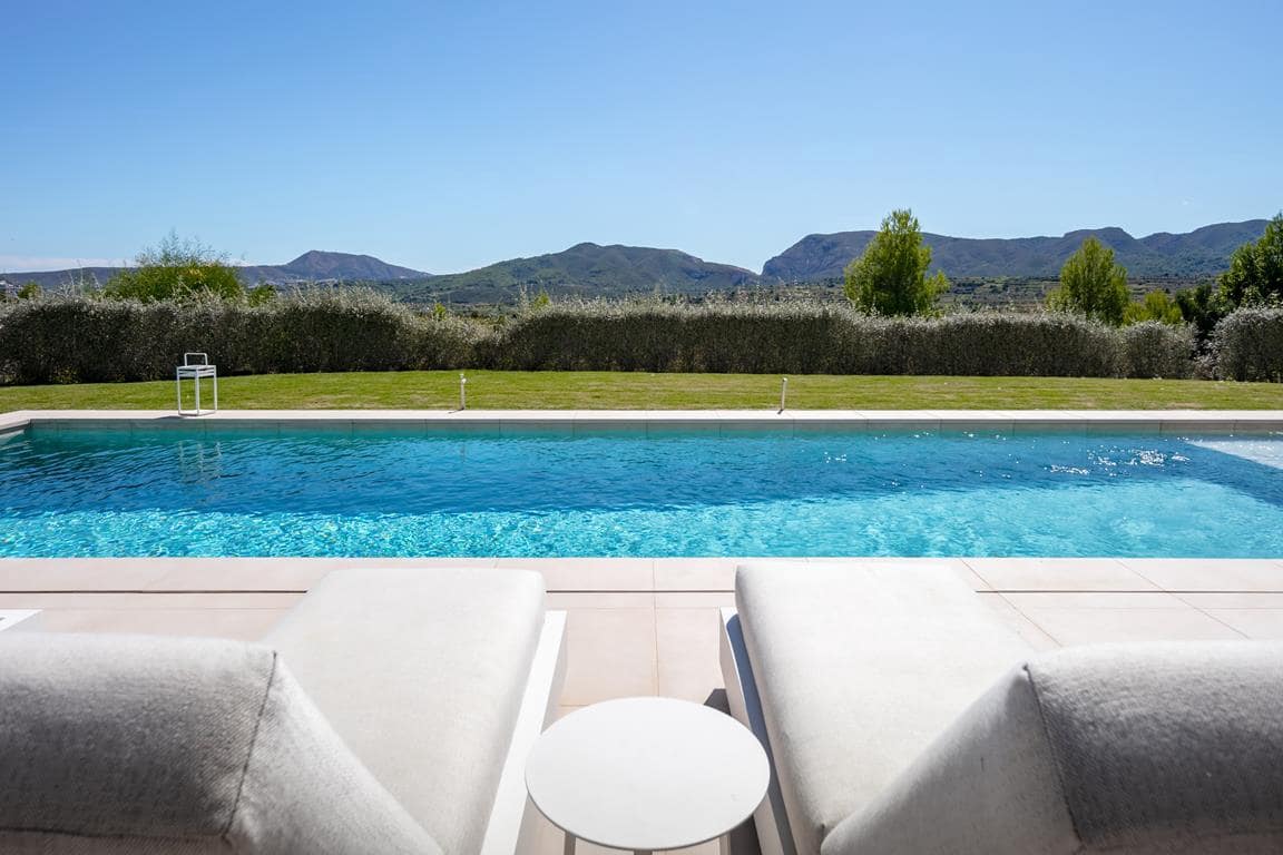 4 soveværelse Villa til salg i Javea / Xabia med swimmingpool garage - € 1.695.000 (Ref: 8088187)