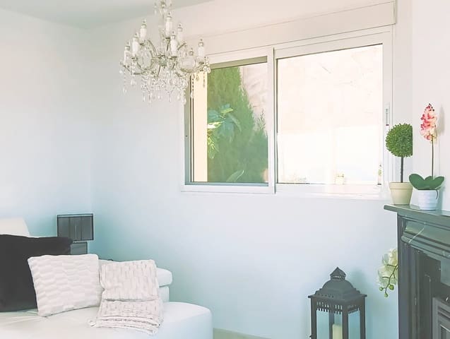 5 quarto Moradia para venda em Dénia com piscina garagem - 849 000 € (Ref: 8332675)