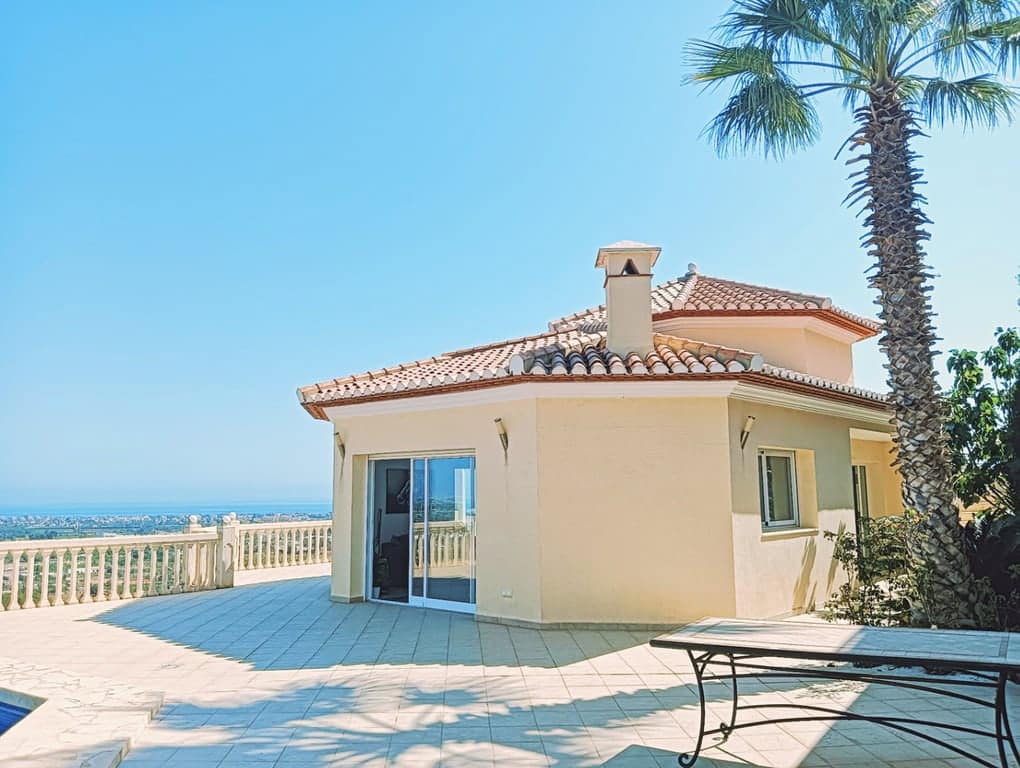 5 quarto Moradia para venda em Denia com piscina garagem - 849 000 € (Ref: 8332675)