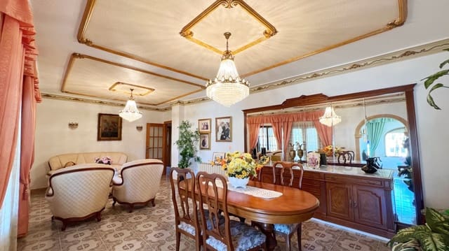 7 quarto Moradia para venda em Les Bassetes - El Marjal, Dénia com piscina garagem - 1 100 000 € (Ref: 8383575)