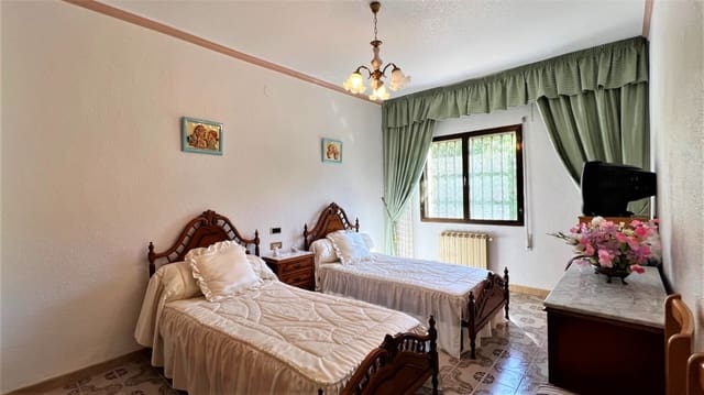 7 quarto Moradia para venda em Les Bassetes - El Marjal, Dénia com piscina garagem - 1 100 000 € (Ref: 8383575)