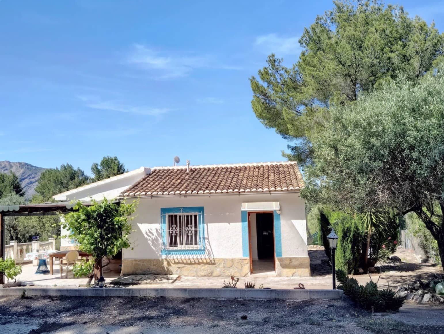 2 soveværelse Finca/Landehus til salg i Parcent med garage - € 330.000 (Ref: 8575319)