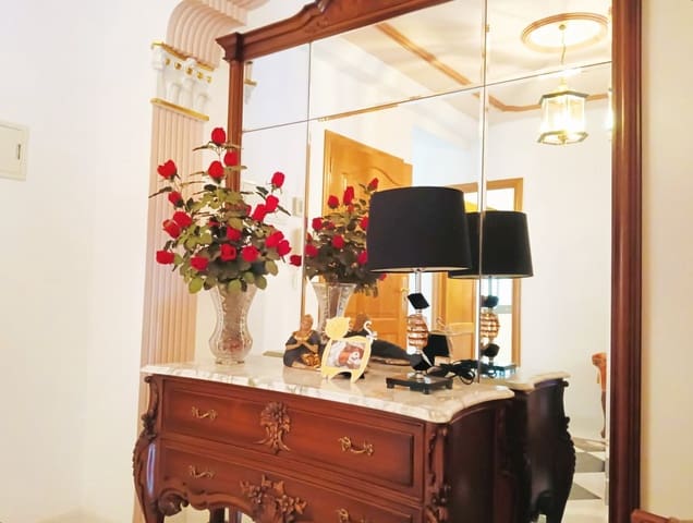 7 camera da letto Casa in vendita in Oliva con piscina garage - 285.000 € (Rif: 8811017)