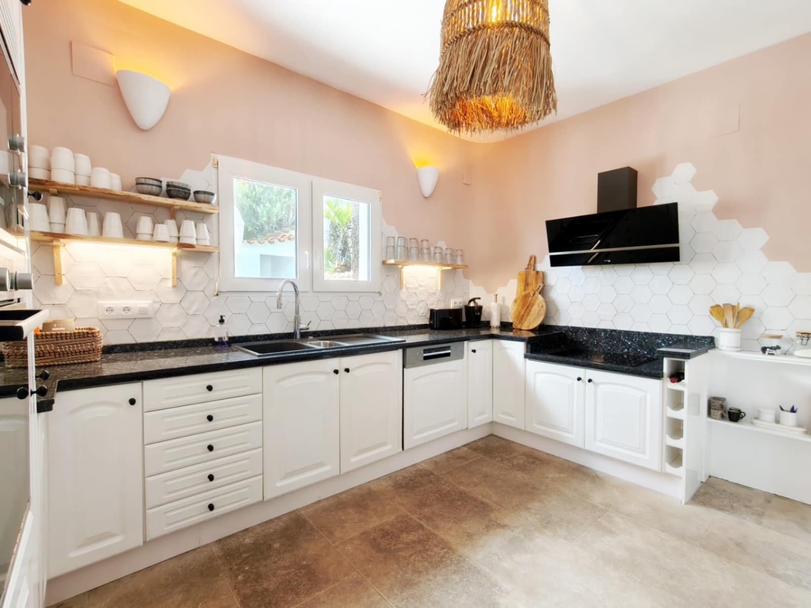 4 bedroom Villa for sale in Moraira with pool garage - € 1,265,000 (Ref: 8891636)