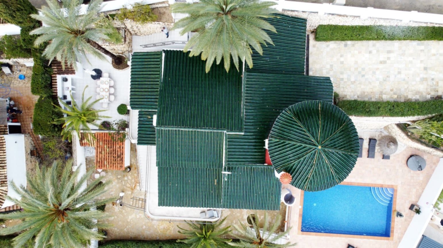 4 bedroom Villa for sale in Moraira with pool garage - € 1,265,000 (Ref: 8891636)