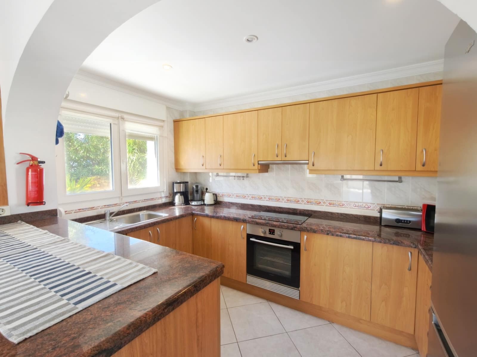 3 chambre Villa/Maison à vendre à Calpe / Calp avec piscine garage - 750 000 € (Ref: 8891638)