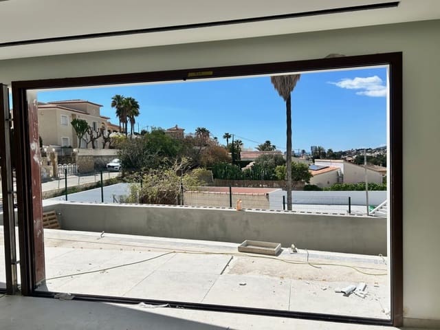 Villa til salg i Calpe / Calp med swimmingpool garage - € 1.370.000 (Ref: 8949699)