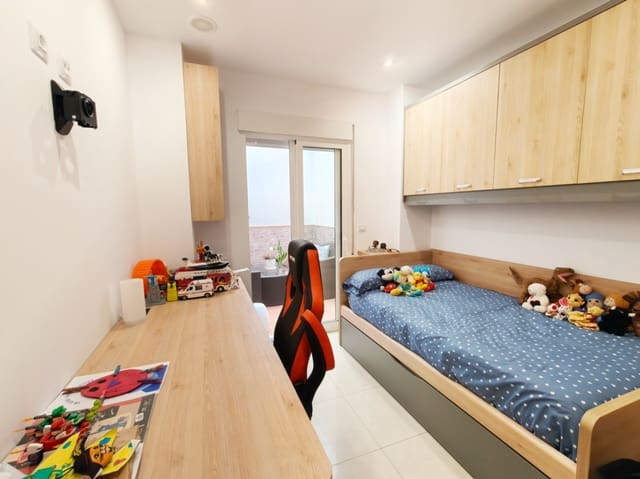 3 soveværelse Lejlighed til salg i Beniarbeig med garage - € 189.000 (Ref: 9022267)