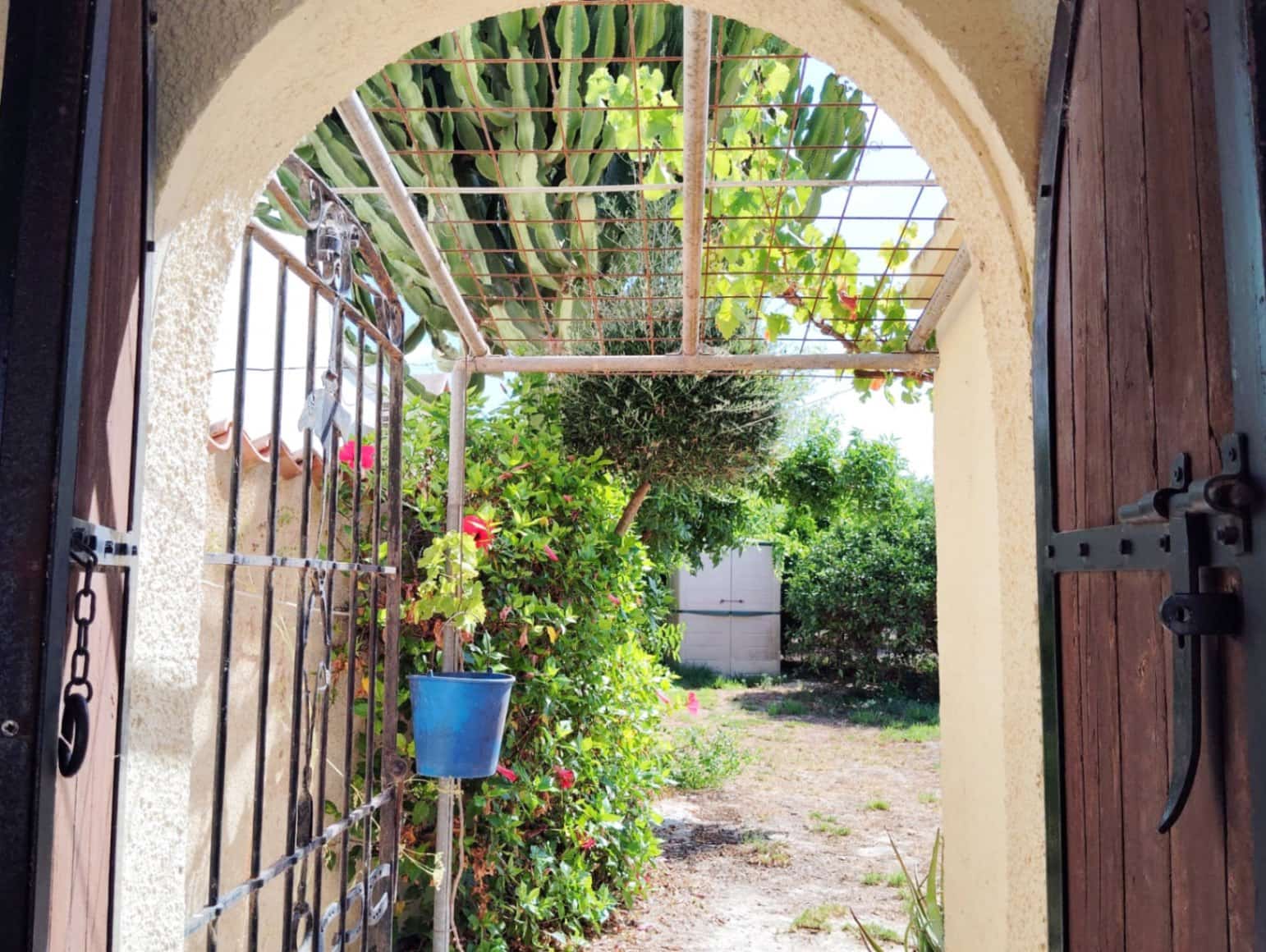 3 sypialnia Willa na sprzedaż w Benissa z basenem garażem - 539 000 € (Ref: 9076663)