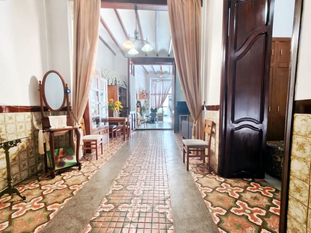 4 bedroom Townhouse for sale in L'Atzúvia - € 220,000 (Ref: 9076664)