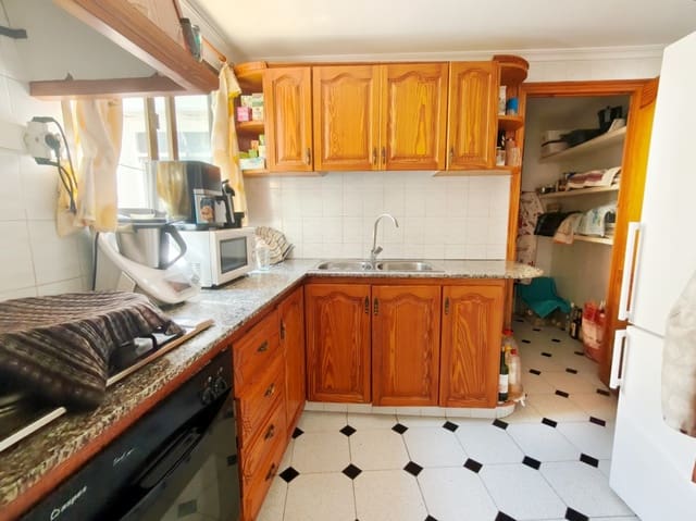 4 bedroom Townhouse for sale in L'Atzúvia - € 220,000 (Ref: 9076664)