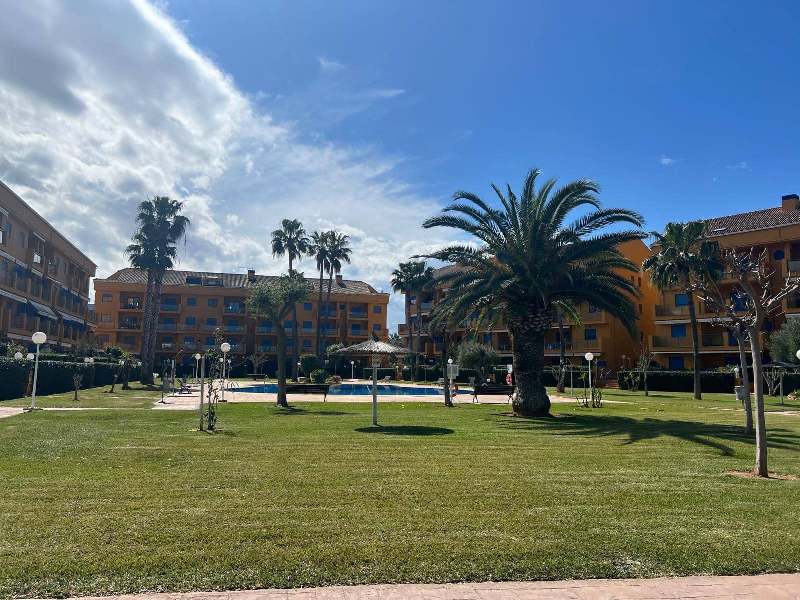 4 soveværelse Penthouse til salg i Denia med swimmingpool garage - € 580.000 (Ref: 9105023)