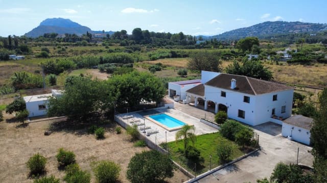 7 chambre Finca/Maison de Campagne à vendre à La Xara, Dénia avec piscine garage - 880 000 € (Ref: 9199955)