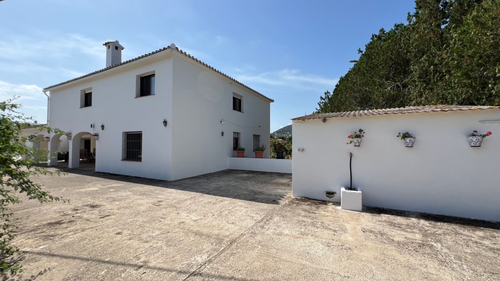 7 soveværelse Finca/Landehus til salg i La Xara med swimmingpool garage - € 880.000 (Ref: 9199955)