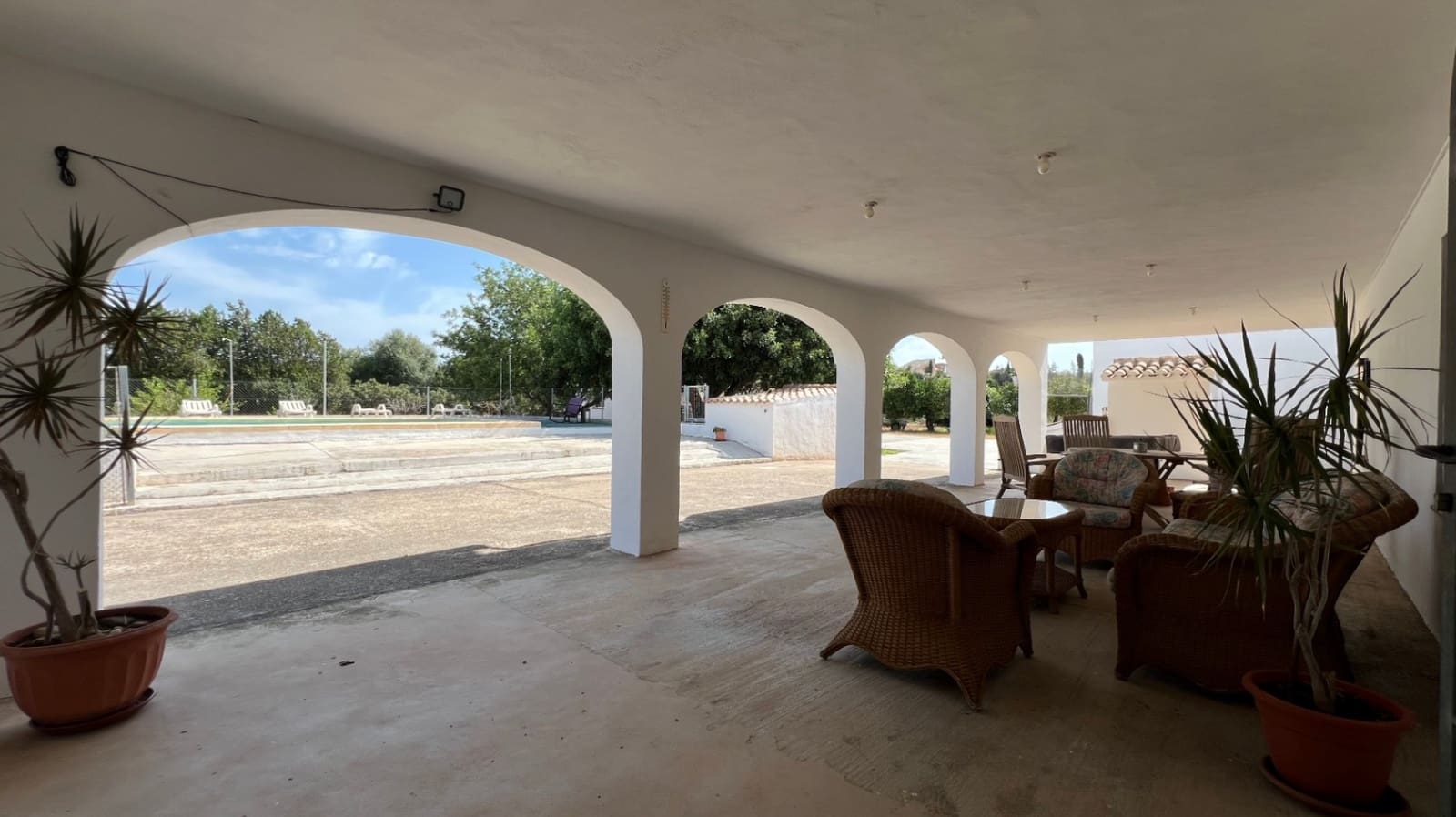 7 soveværelse Finca/Landehus til salg i La Xara med swimmingpool garage - € 880.000 (Ref: 9199955)