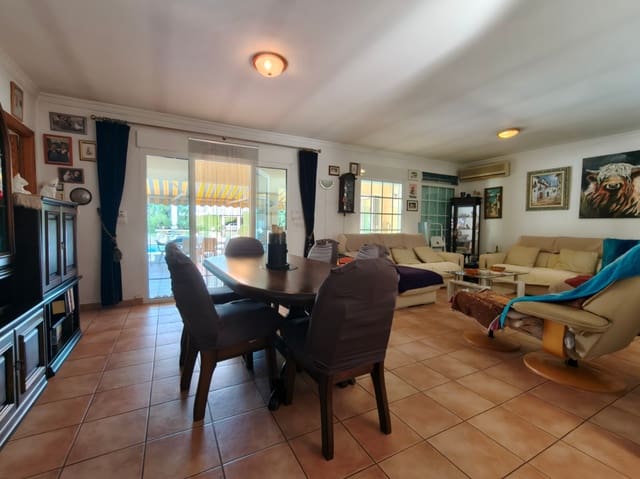 5 soverom Villa til salgs i Els Poblets med garasje - € 765 000 (Ref: 9263467)