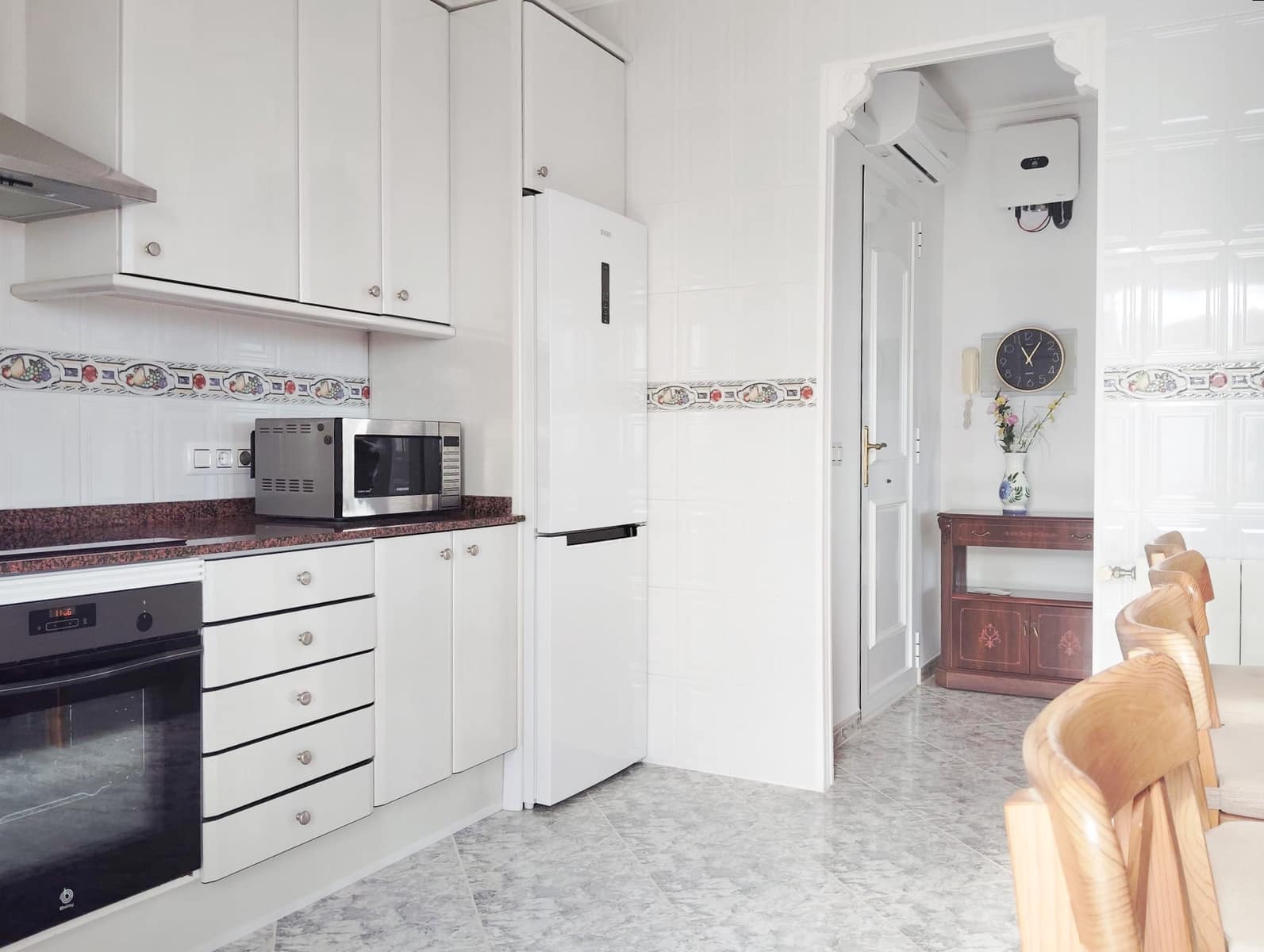 4 makuuhuone Huvila myytävänä paikassa Calpe / Calp mukana uima-altaan 
autotalli - 716 000 € (Ref: 9339229)