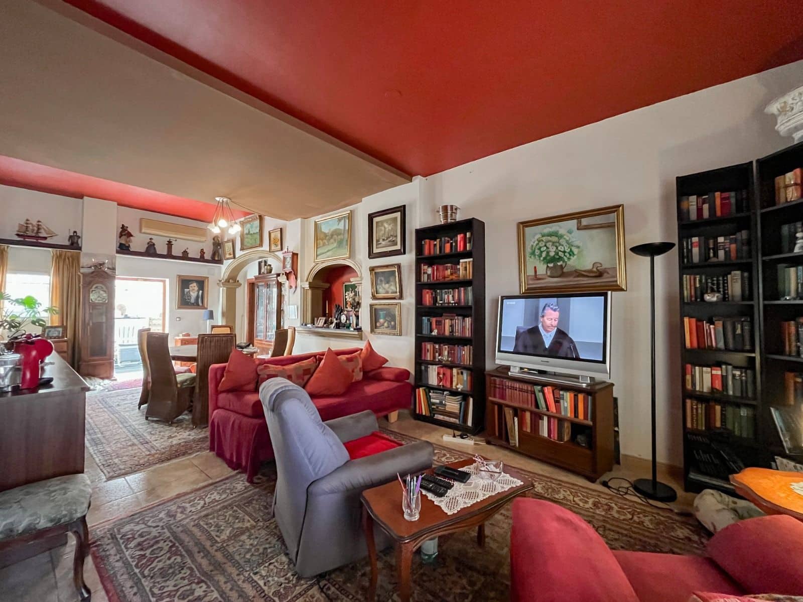 6 bedroom Townhouse for sale in Denia - € 850,000 (Ref: 9374189)