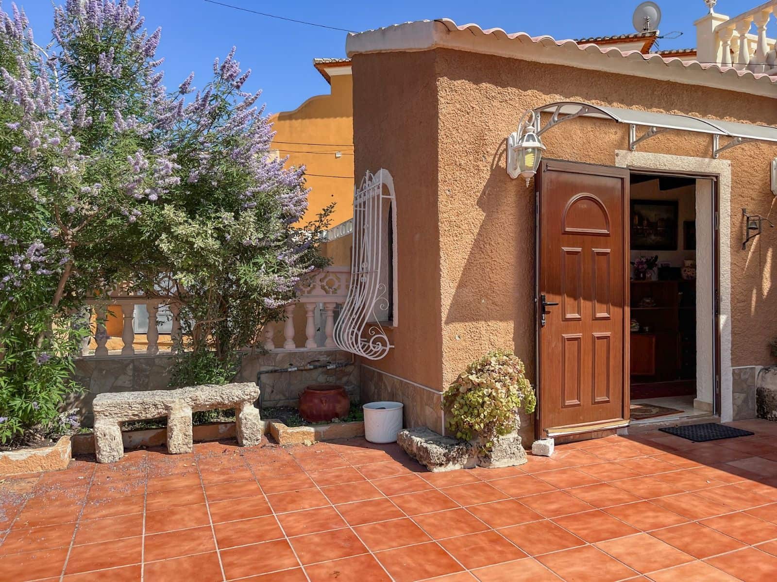 6 bedroom Townhouse for sale in Denia - € 850,000 (Ref: 9374189)