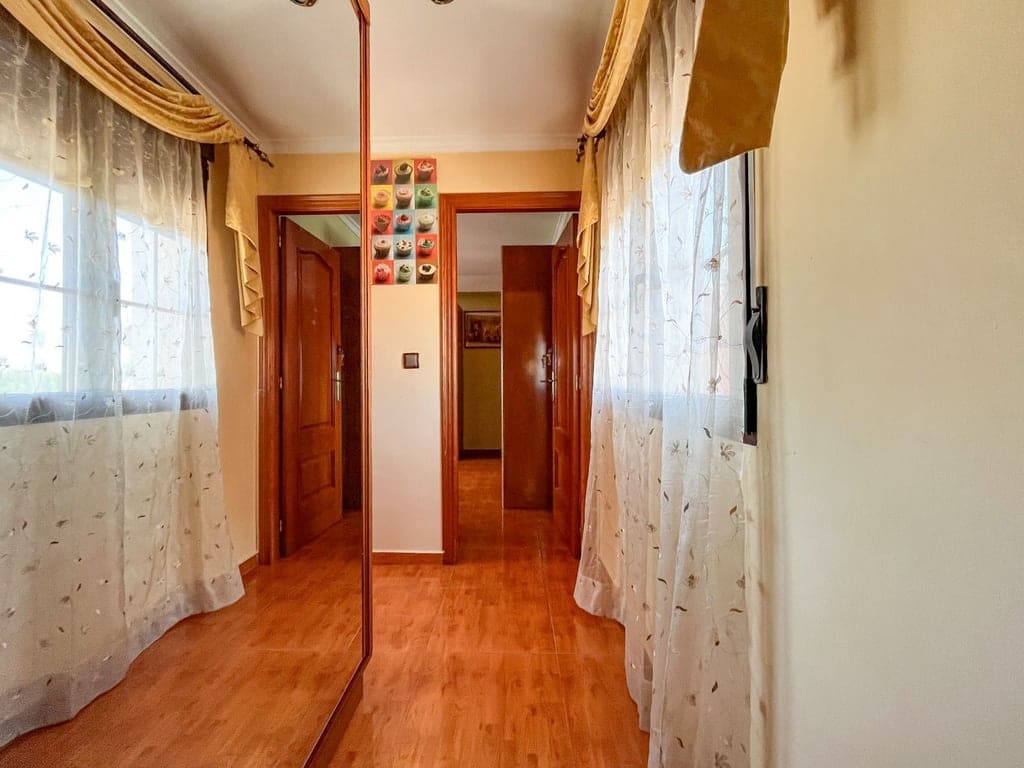 Chalet de 6 habitaciones en Dénia en venta con piscina - 850.000 € (Ref: 9374189)