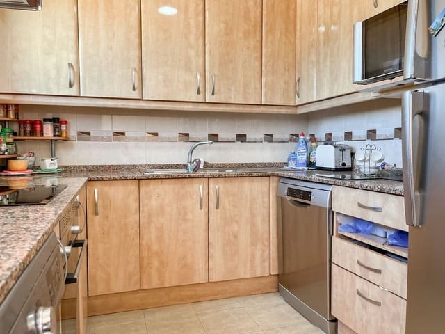 6 makuuhuone Huvila myytävänä paikassa Dénia mukana uima-altaan - 850 000 € (Ref: 9374189)