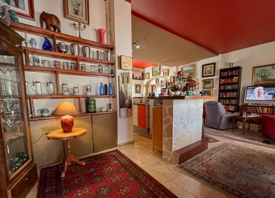 Chalet de 6 habitaciones en Dénia en venta con piscina - 850.000 € (Ref: 9374189)