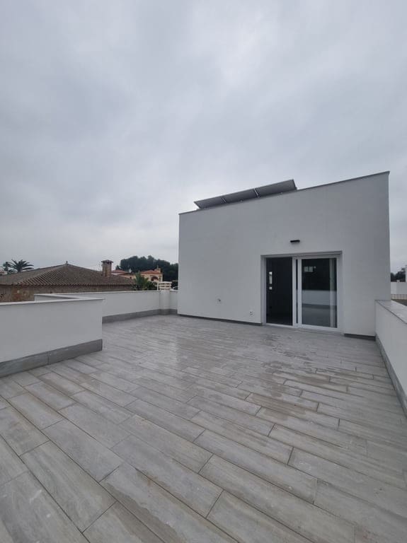 3 bedroom Villa for sale in Els Poblets with pool - € 550,000 (Ref: 9444906)