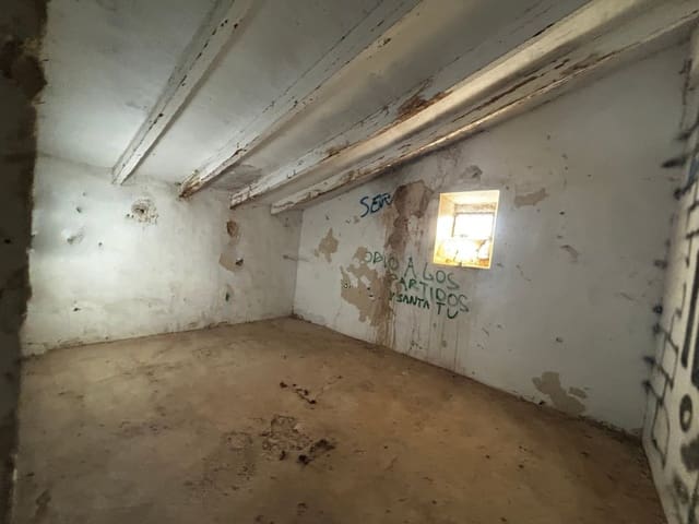 5 soverom Villa til salgs i Benissa med svømmebasseng - € 245 000 (Ref: 9451422)