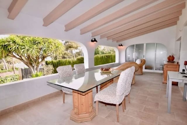 5 soveværelse Villa til salg i Javea / Xàbia med swimmingpool garage - € 950.000 (Ref: 9451432)