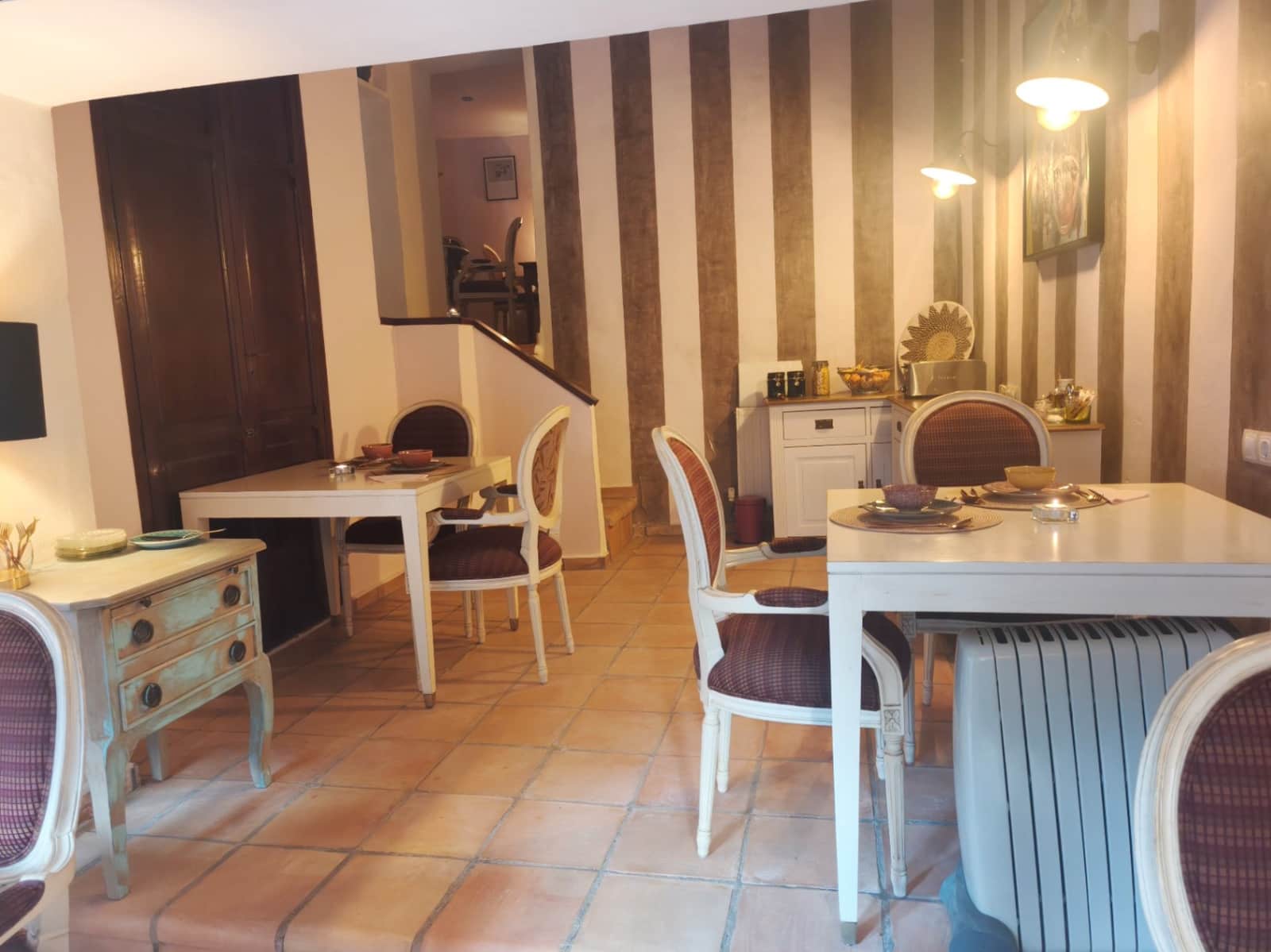 8 bedroom Hotel for sale in Vall de Gallinera - € 799,000 (Ref: 9451522)