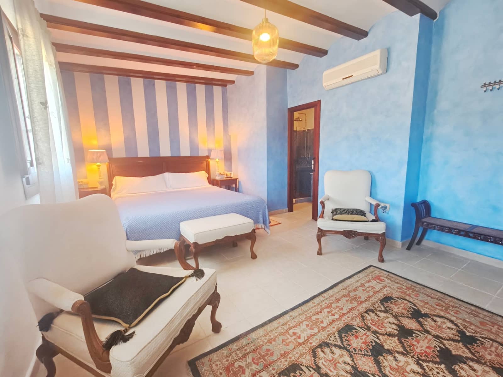 8 bedroom Hotel for sale in Vall de Gallinera - € 799,000 (Ref: 9451522)