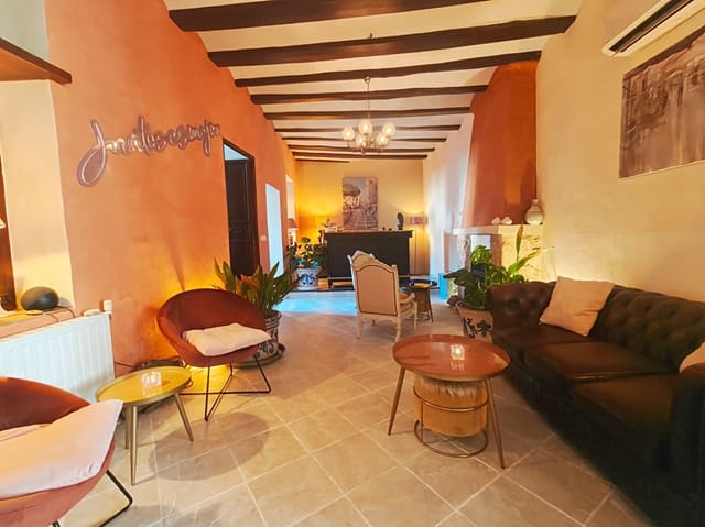 8 slaapkamer Hotel te koop in Beniali, Vall de Gallinera - € 799.000 (Ref: 9451522)