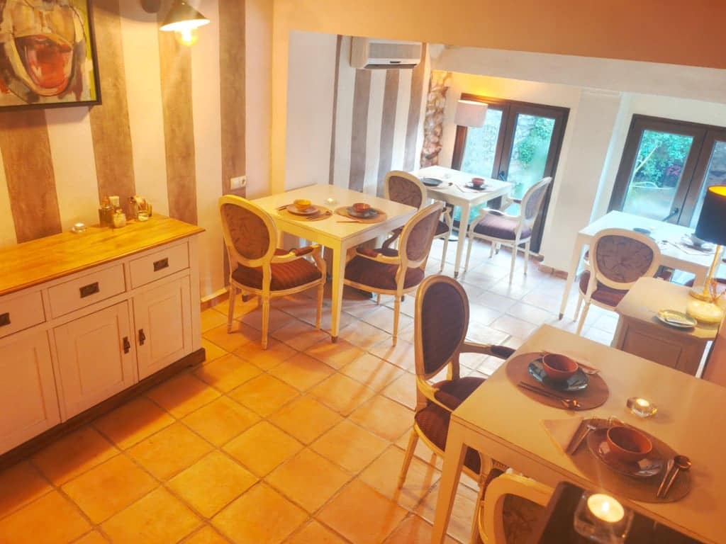 8 soverom Hotell til salgs i Vall de Gallinera med svømmebasseng - € 799 000 (Ref: 9451522)