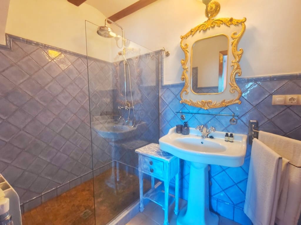 8 soverom Hotell til salgs i Vall de Gallinera med svømmebasseng - € 799 000 (Ref: 9451522)