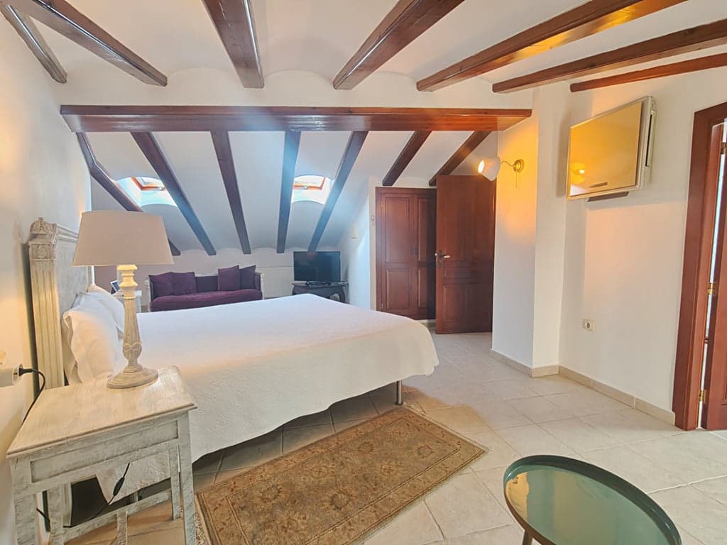 8 soverom Hotell til salgs i Vall de Gallinera med svømmebasseng - € 799 000 (Ref: 9451522)