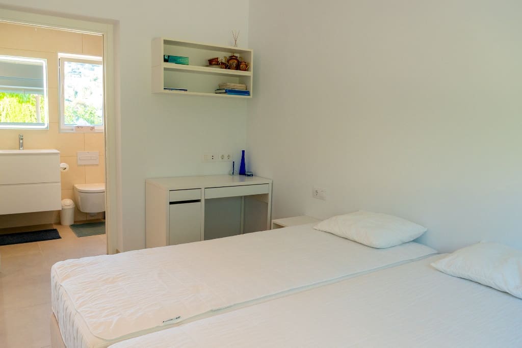 4 soveværelse Villa til salg i Calpe / Calp med swimmingpool - € 1.380.000 (Ref: 9496495)