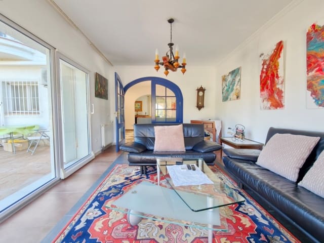 Finca/Casa Rural de 5 habitaciones en Dénia en venta - 1.495.000 € (Ref: 9609992)