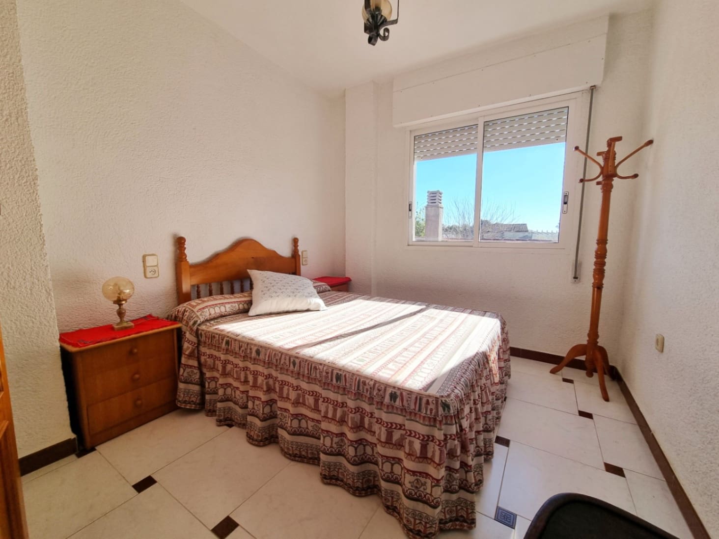 4 bedroom Villa for sale in Oliva - € 385,000 (Ref: 9609993)