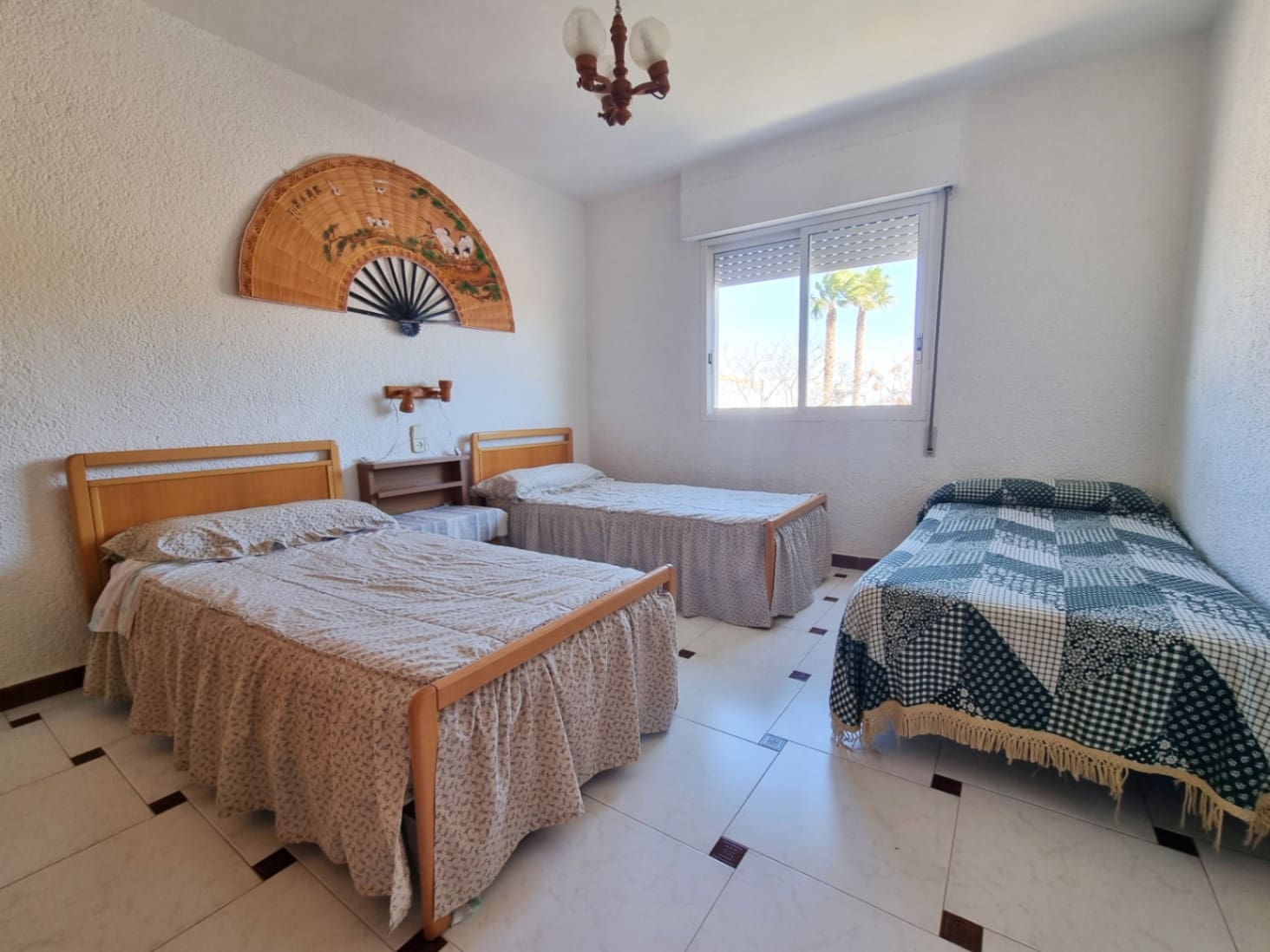 4 bedroom Villa for sale in Oliva - € 385,000 (Ref: 9609993)