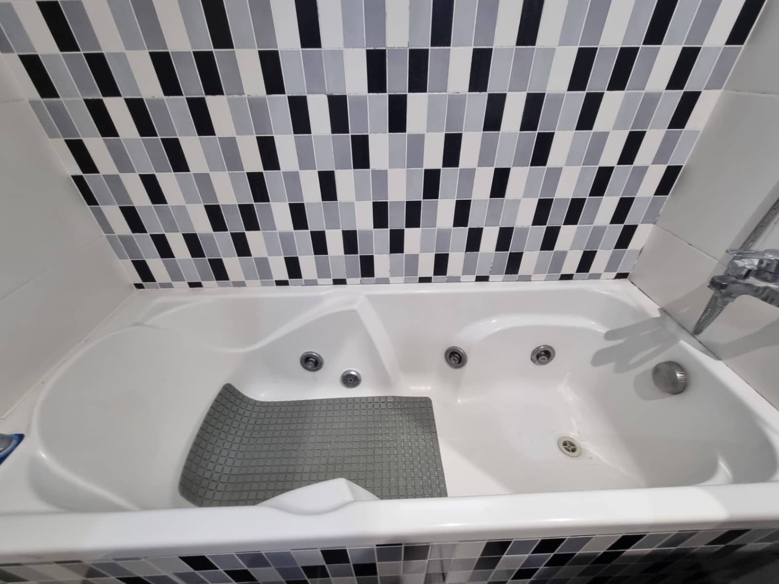 3 sypialnia Apartament na sprzedaż w Guardamar de la Safor - 195 000 € (Ref: 9617121)