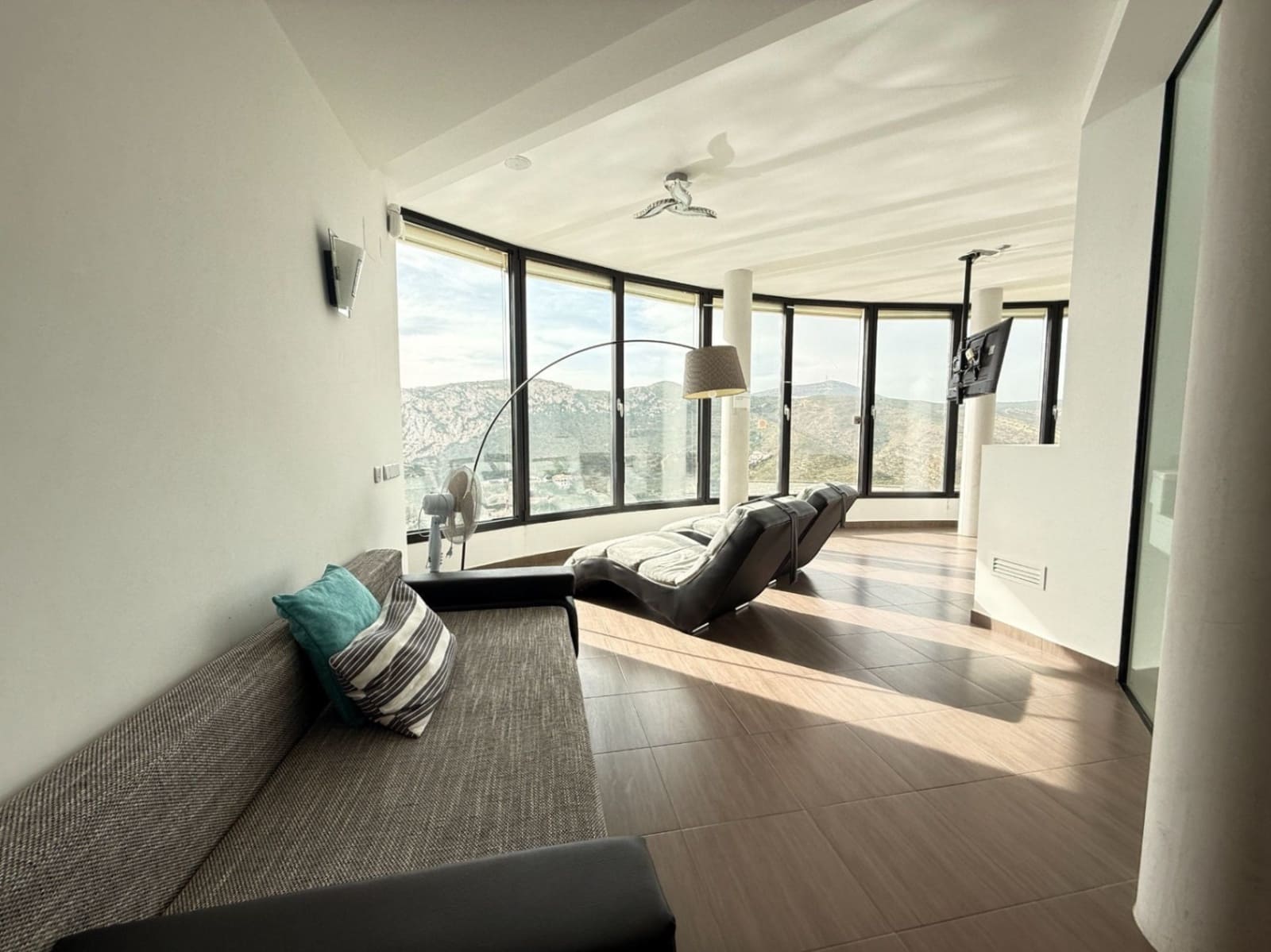 4 sypialnia Willa na sprzedaż w Javea / Xabia z basenem - 2 750 000 € (Ref: 9635159)